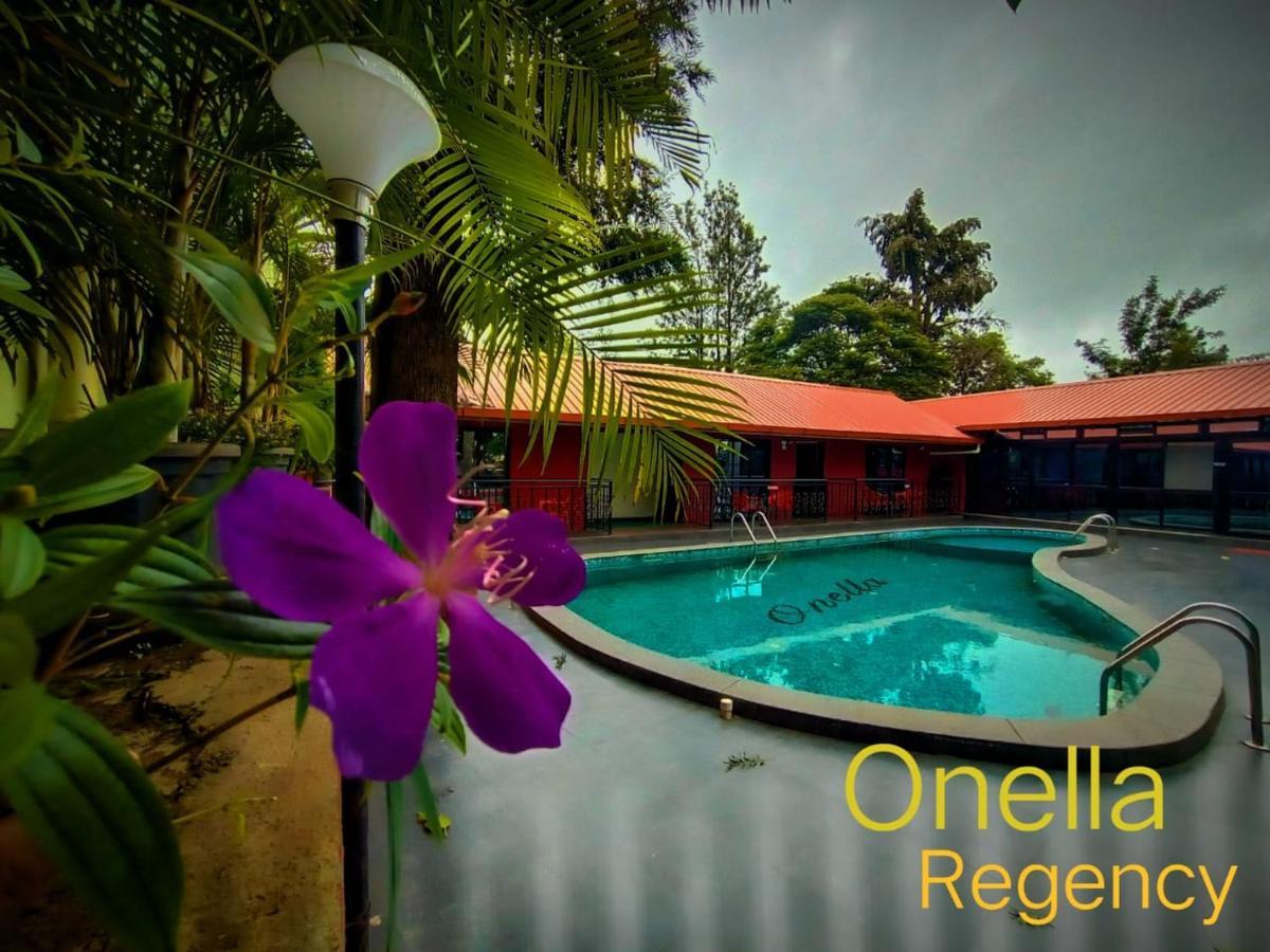 潘奇加尼 Onella Regency酒店 外观 照片